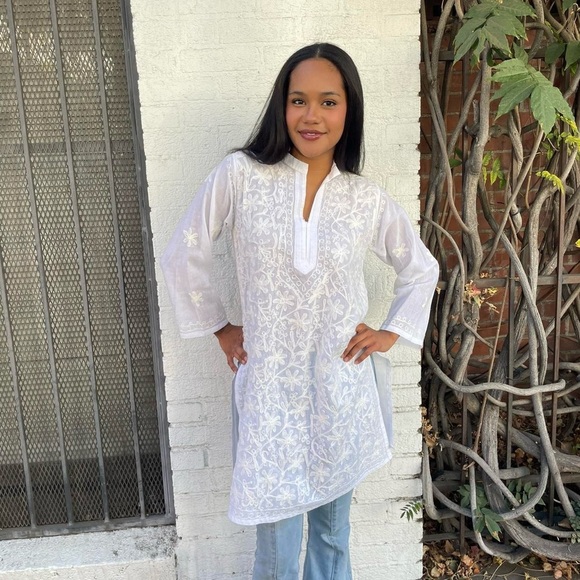 White embroidered long sleeve tunic blouse / fits size s-m / cottagecore - Picture 3 of 6